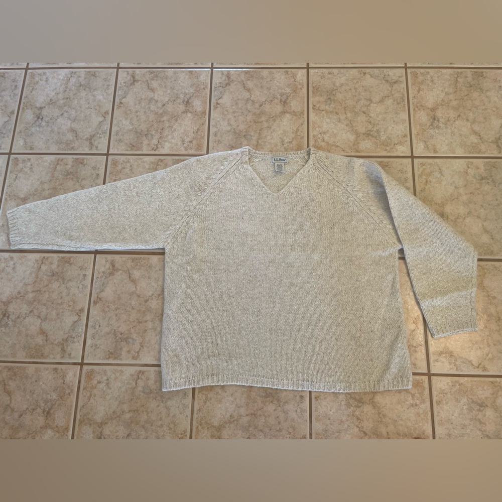 Vintage LL Bean Wool V Neck Sweater women’s XLarge